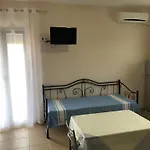Akrogiali Ξενοδοχείο με διαμερίσματα 4*