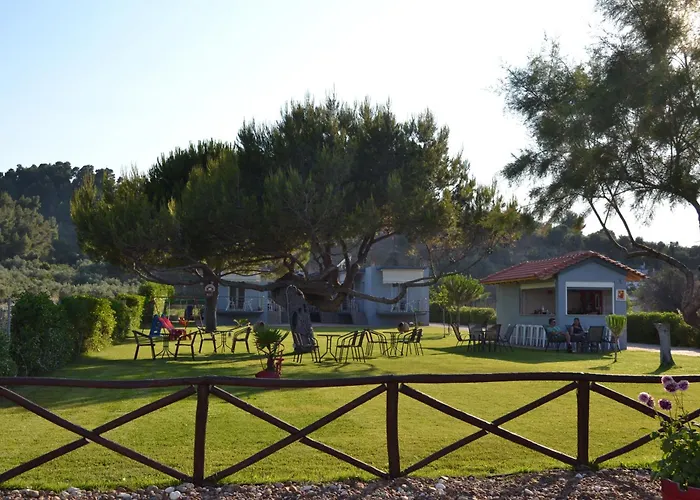 Akrogiali Apart-hotel 4*