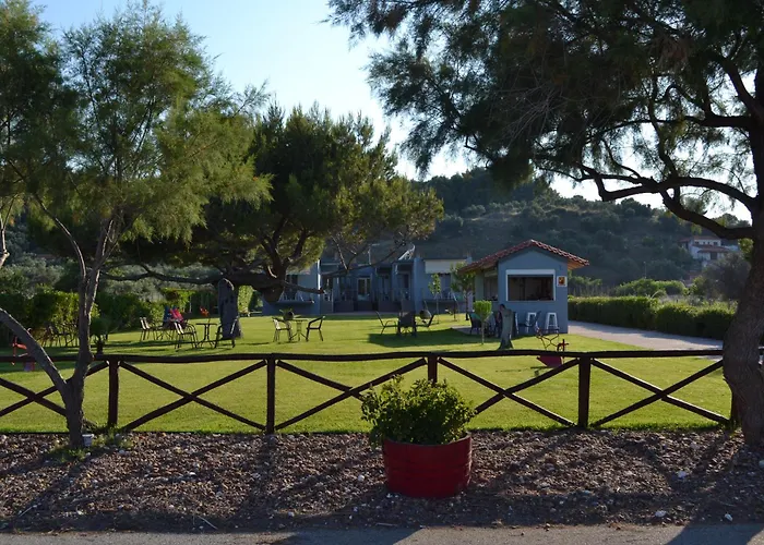 Apart-hotel Akrogiali 4*